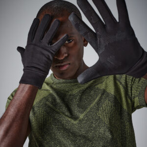 Softshell sports tech gloves