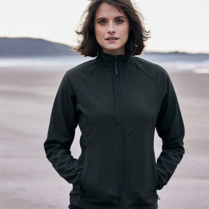 Expert womens Basecamp softshell jacket