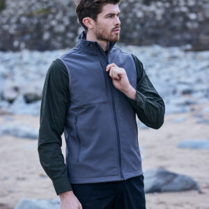 Expert Basecamp softshell vest