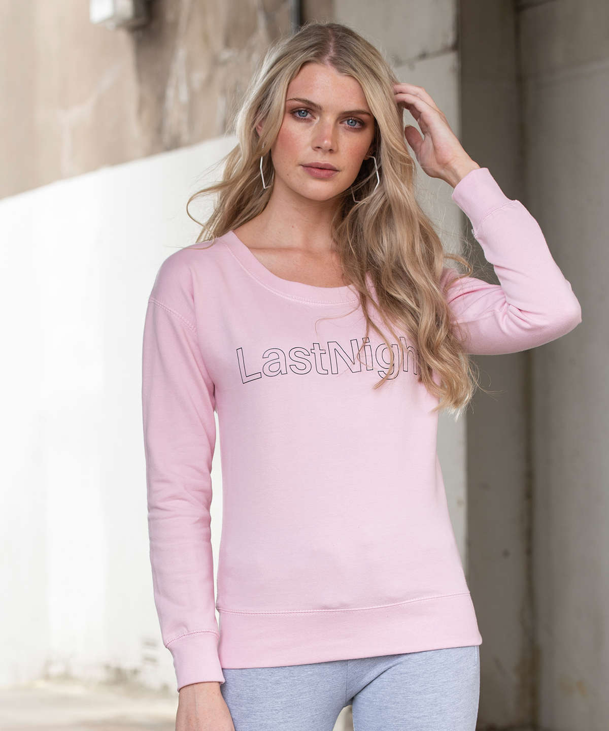 Women's fashion sweatshirt